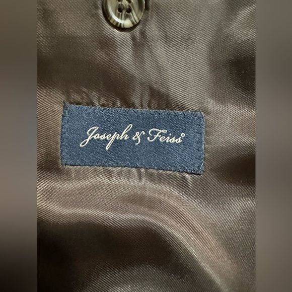 Joseph & Feiss 46R Brown & Black Checkered Sport Coat - Picture 5 of 6